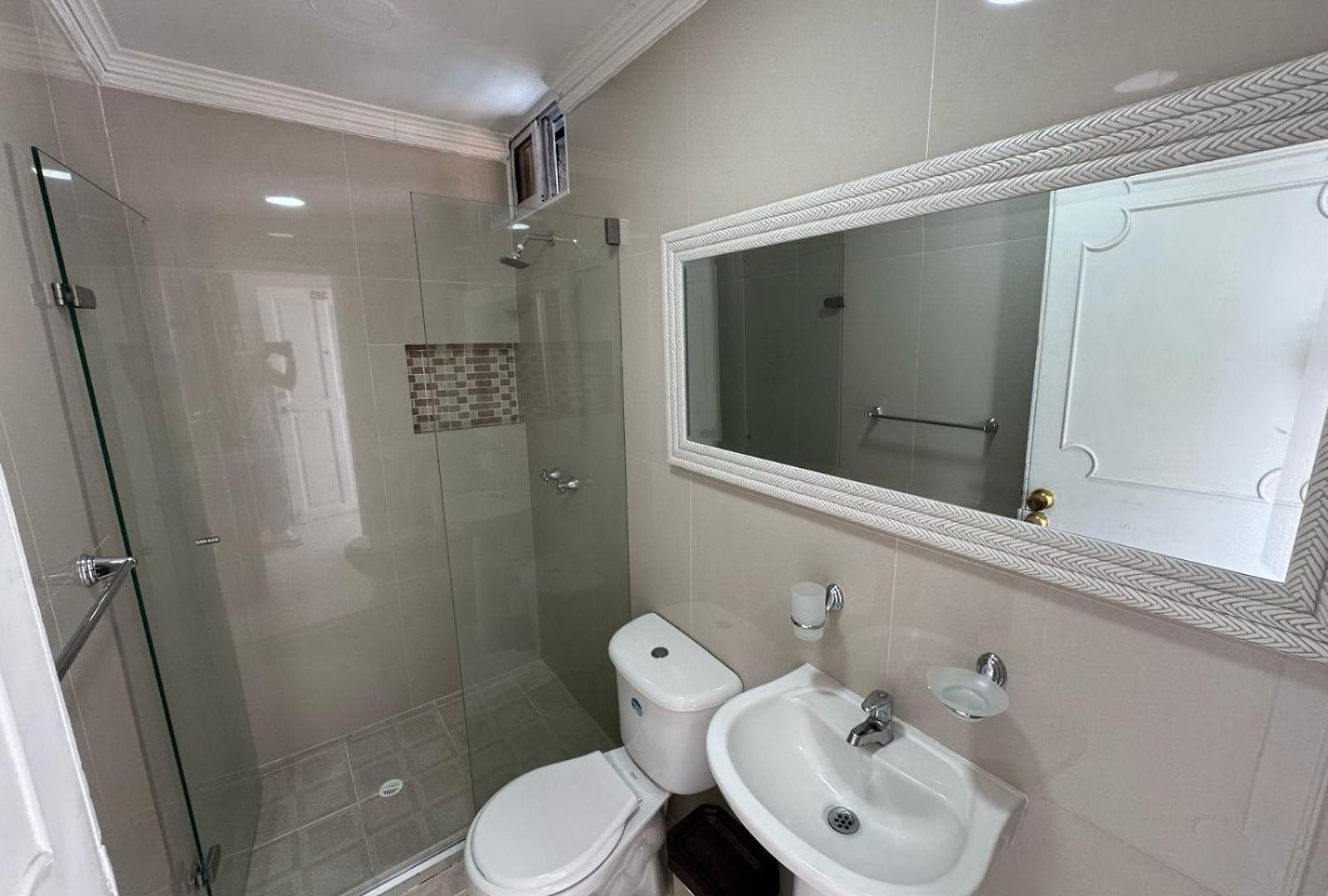 Apartamento En Edificio Portofino Icdi *
