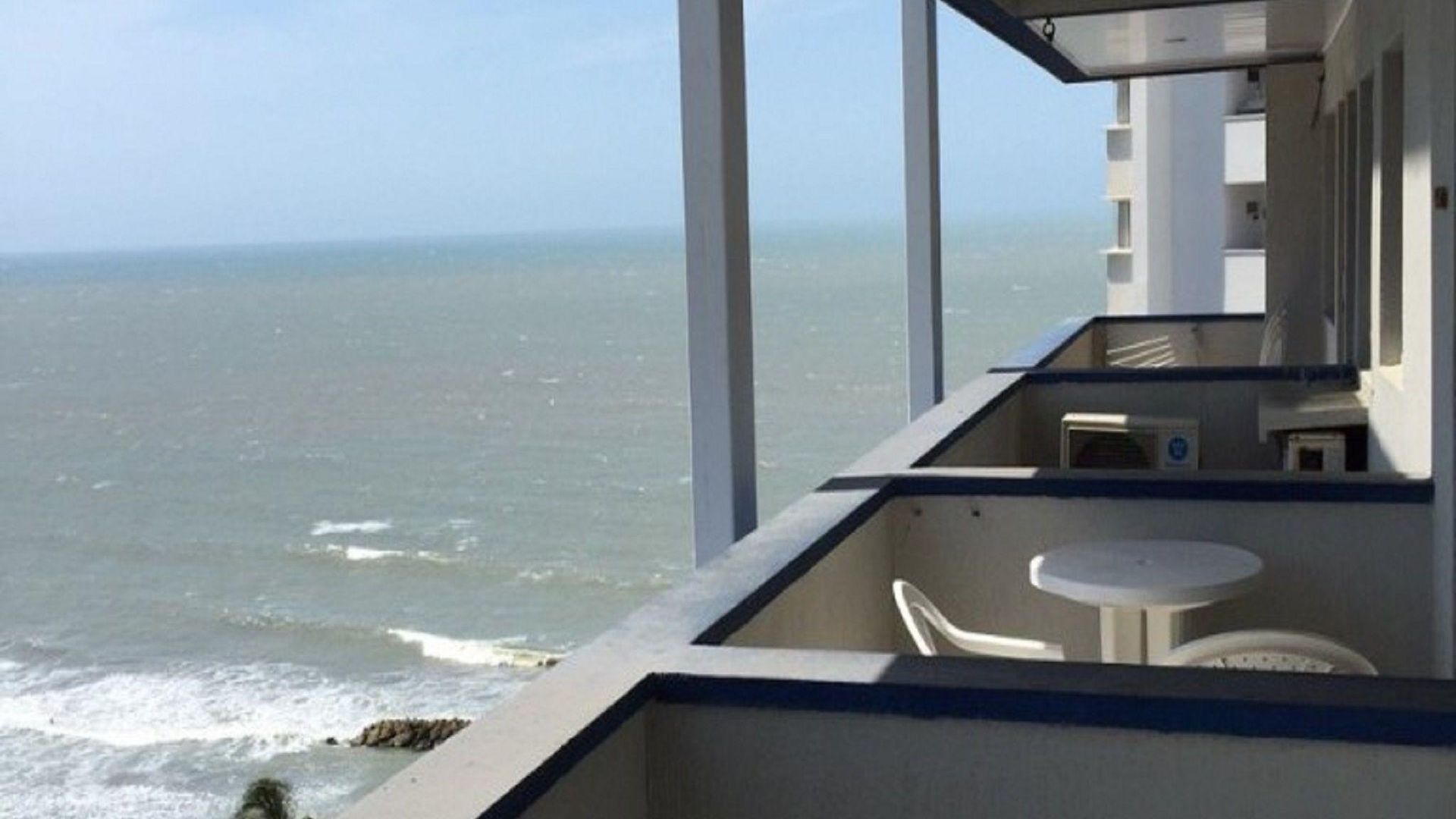 Apartamento En Edificio Portofino Icdi Cartagena