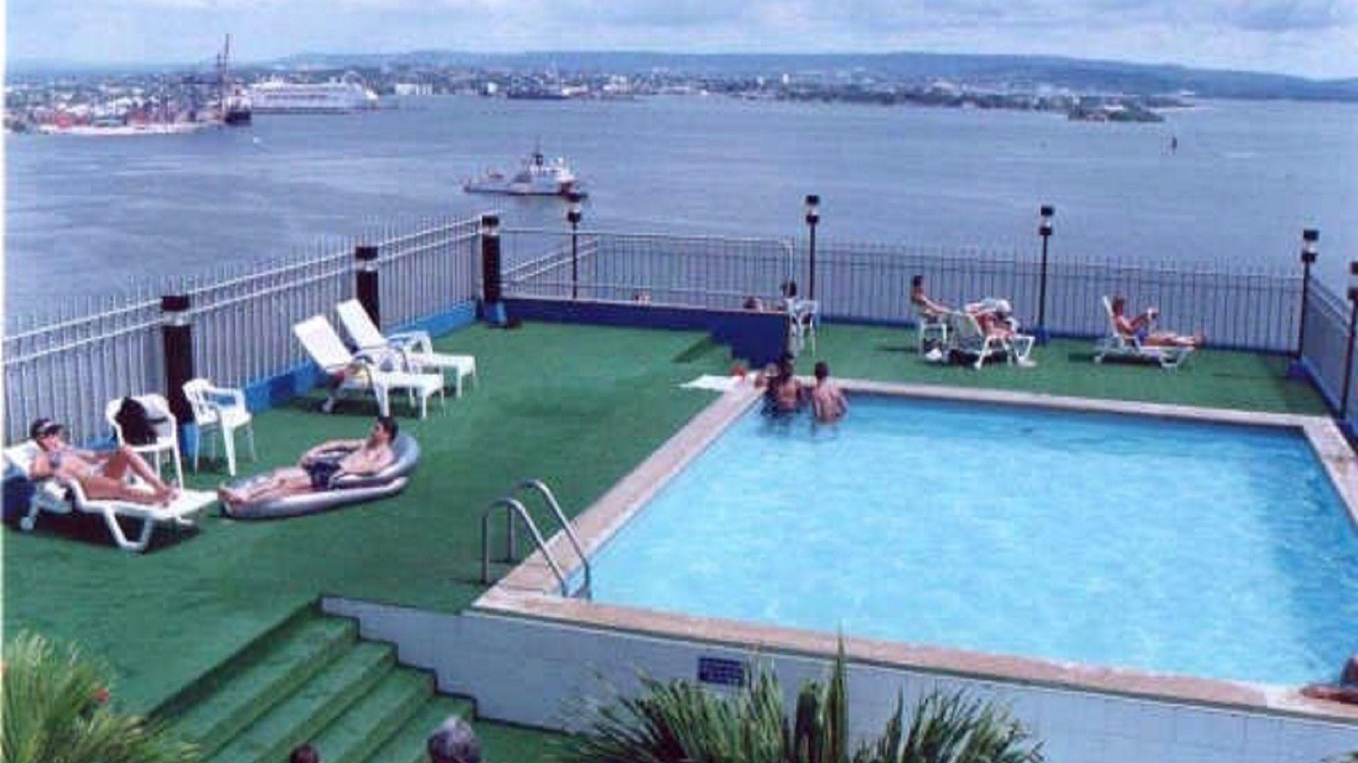 En Edificio Portofino Icdi *
