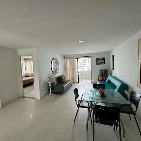 En Edificio Portofino Icdi Apartamento